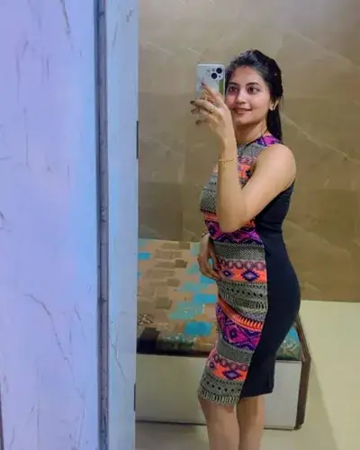 Escort Laxmangarh